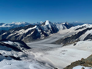 Гора Хинтер-Фишерхорн (Hinter Fiescherhorn): 4 025 м