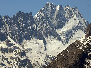 Гора Лаутерархорн (Lauteraarhorn): 4 042 м