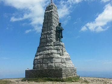 Памятник Белой Горячке (Monument des Diables Bleus)