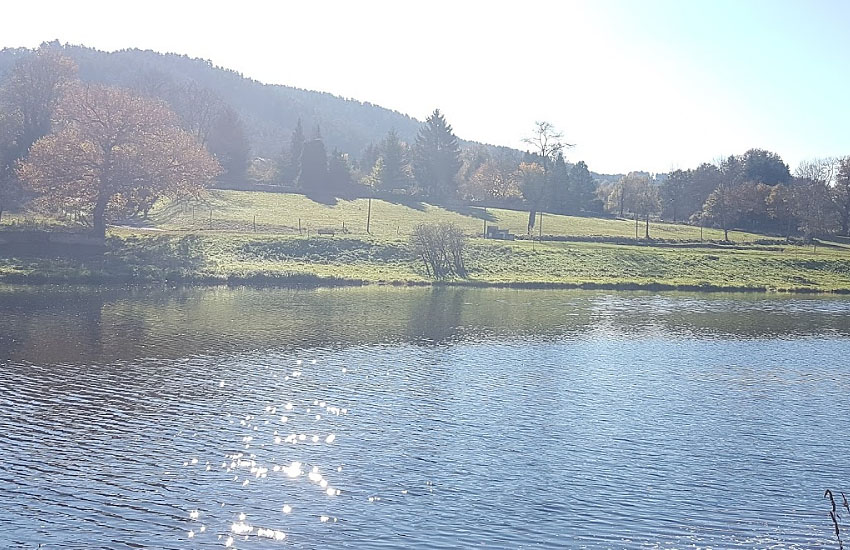 Река Луара (Loire) у городка Ла Гранж<br>(La Grange)
