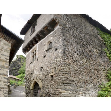 Средневековые дома в Рок-Буйяк (Maisons de la Roque-Bouillac)