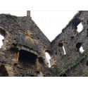 Руины средневекового дома в  Перюс-ле-Рок  (Ancien hôpital des Anglais de Peyrusse-le-Roc)