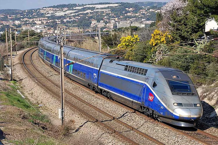 НАЦИОНАЛЬНАЯ КОМПАНИЯ ФРАНЦУЗСКИХ ЖЕЛЕЗНЫХ ДОРОГ SNCF С 2022 ГОДА ПЛАНИРУЕТ НАЧАТЬ ИСПОЛЬЗОВАТЬ ПОЕЗДА НА ВОДОРОДНОМ ТОПЛИВЕ